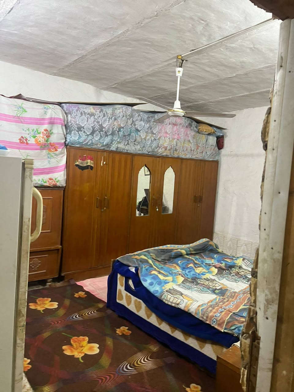 دار البيع المساحة ١٣٠ مكانة حي الشهداء عمارة  الشراي  الاستفسار كثر تصل ***********
