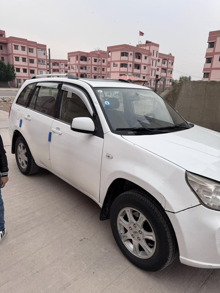 السلام عليكم تيكو 2013 بحالة حيده مكينة كير تبريد بلادي بدون خياسات للبيع او المراوس بموديل احدث 4 برو او 7 برو
الرقم واسط سنويه وهزه جديده باسمي 
السعر 58
للاستفسار الاتصال ***********
