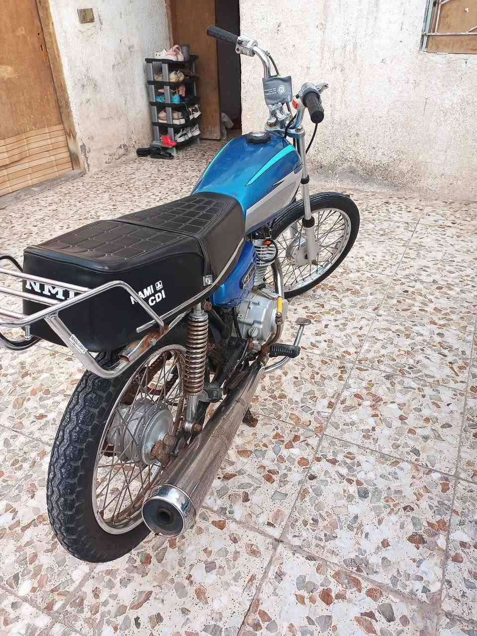 سلام عليكم شباب دراجه البيع كلك مكفول عشائر مكينه مكفولة ما مفتوحه بس شوي مجورد غراض جديد سعر 500بي مجال مو شراي لا يخابر ***********
