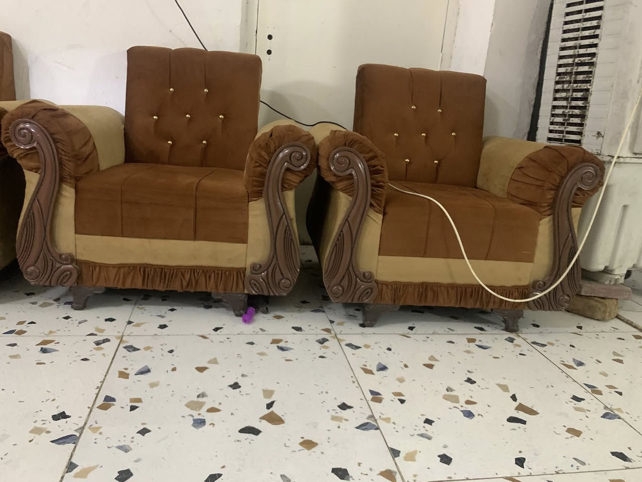 السعر ٢٥٠
تخم عدد ١٠ مقاعد  نضيف  مرتب 
مكانه بغداد العامريه   ‭+٩٦٤ ٧٨٧ ٧٥٥ ٠٨٨٤‬


**إذا كنت صاحب هذا الإعلان وتريد حذفه لأي سبب، رجاءا أرسل رسالة إلى الدعم الفني**
