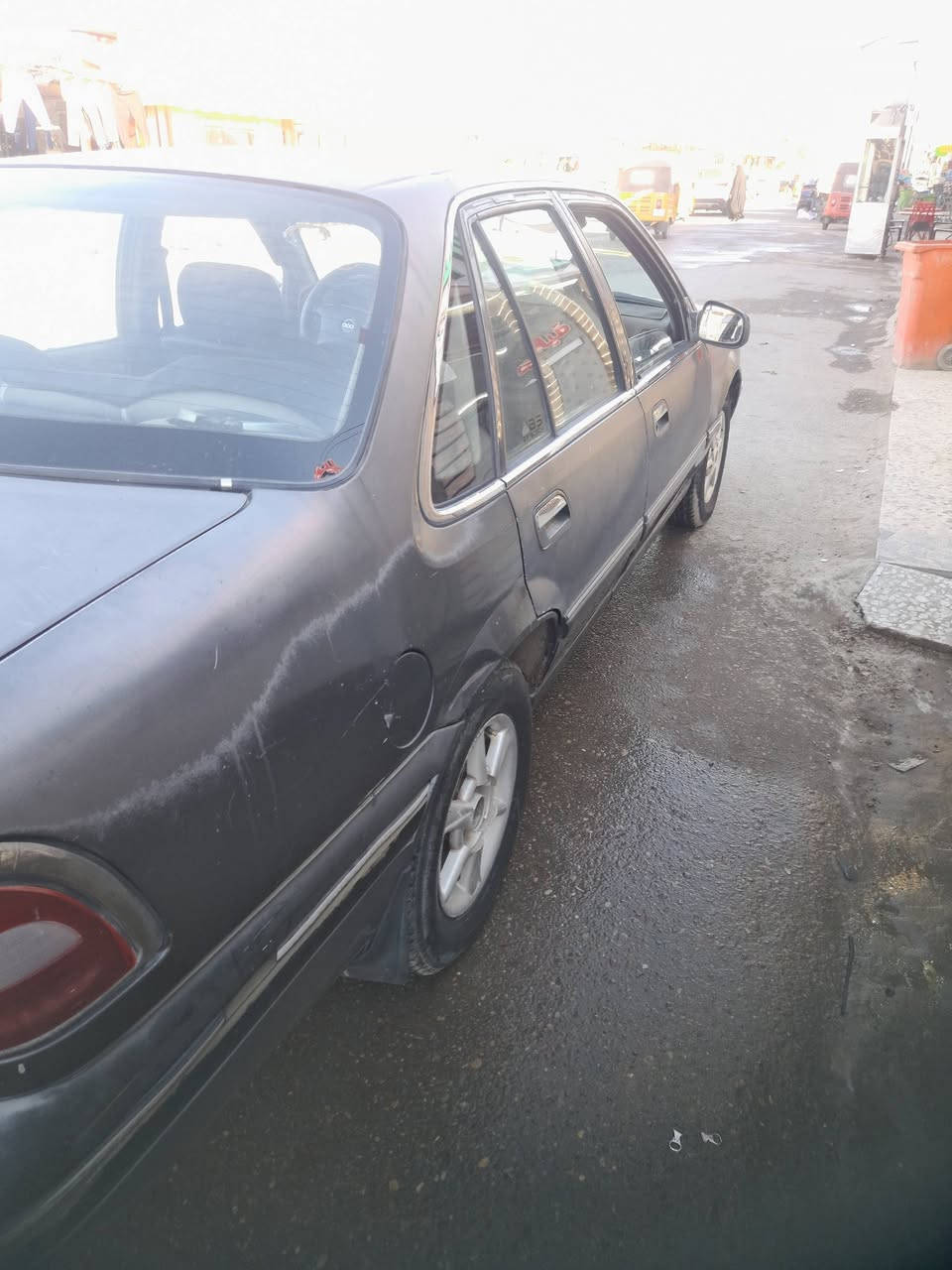 السلام عليكم عندي سيارة برنس بوبكهام موديل 1993 مكينه حاويه تخم تاير جديد صدر جديد امامي و خلفي مشط مال ستيرن جديد سنتر بيبان شغال كهربائيات كلها شغاله الكير بي صفنه بل بك رقم بغداد انكليزي بسمي سنويه لنهاية سنه 2030 السعر 
27 بيها مجال العنوان التاجي ابو عضام قرب البانزين خانه مال نايف رقم الهاتف 
*********** واتساب
