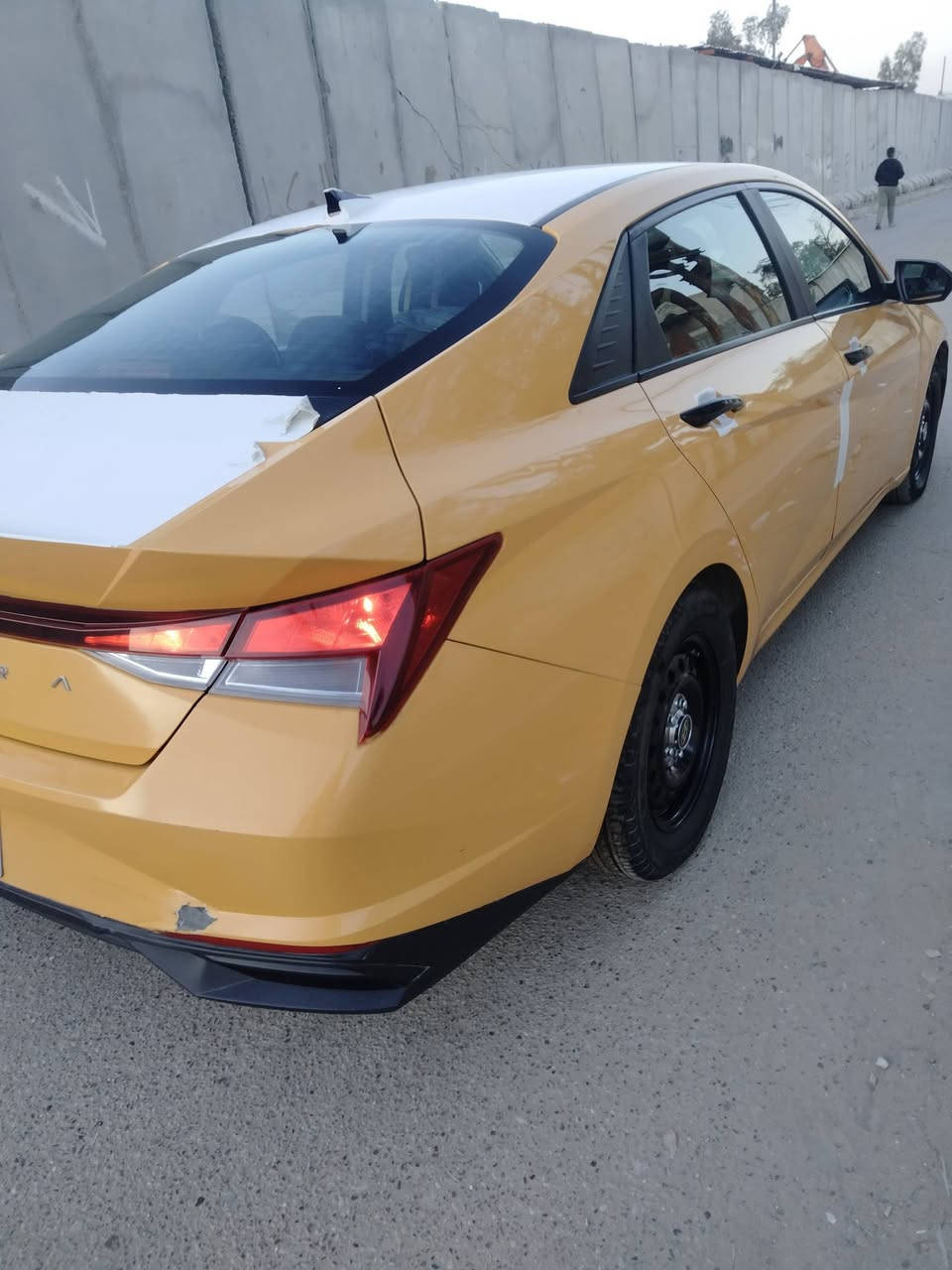 السلام عليكم النترا مديل 22 السعر 128 وبيها مجال بنيد وجاملغ مبدل بيها  *********** بي واتساب العنوان العبيدي حي الرئاسه 
محرك 2000 
كير محرك مكفول ممفتوح
 تخم تاير بيها 
دوشمة كشنات وبيبان مغلفه نايلون
ماشيه 70 ميل 
نضام توقف ذاتي
رادرات امامي خلفي
كامره دواره
اشاير بالمرئي
بصمه 
تشغيل عن بعد 
تدفئه بالكشنات 
تدفئه بالستيرن 
مثبت سرعه 
تحديد مسار
شاشة اعطال  
اربع  انضمة قياده 
صندوق ذكي 
هواي بيها مواصفات بس فتحه مابيها
