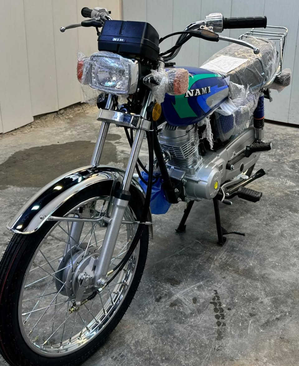 يتوفر لدى معرض الرواسي ‭‭0773 160 4138‬
البيع بالتقسيط المريح 
القسط الشهري للنامه 70 الف 
القسط الشهري للسيفان 86 الف
القسط الشهري للدايوان جبلي 140 الف
القسط الشهري للبوكسر مرقم 245 الف 
العنوان بغداد شارع فلسطين شارع الظلال مقابل اول استدارة بعد تقاطع معارض النهضة باتجاه وزارة الداخلية
