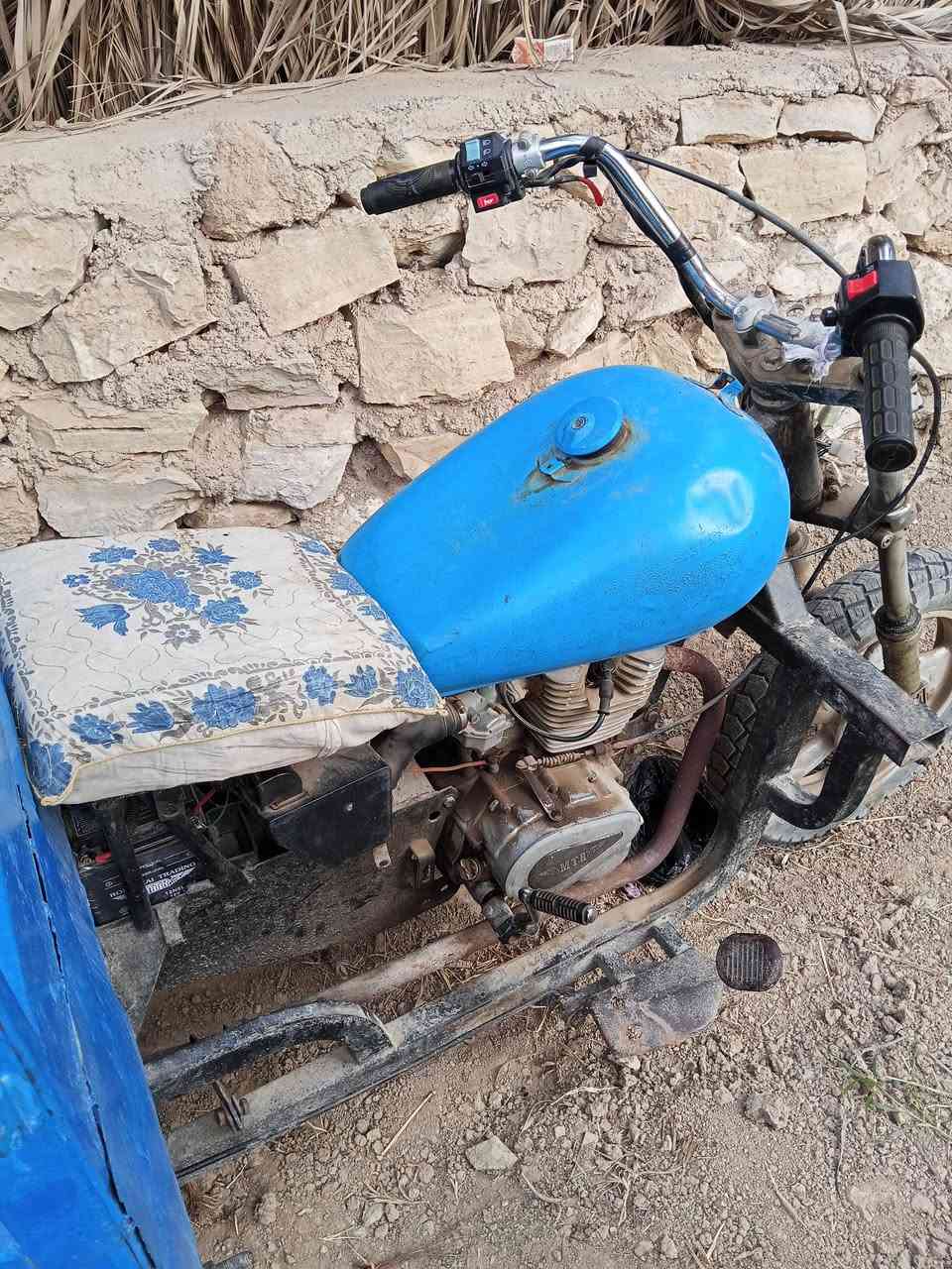 سلام عليكم ستوته للبيع مابيه اي شي سعر خاص وهاذه رقمي.. ***********
