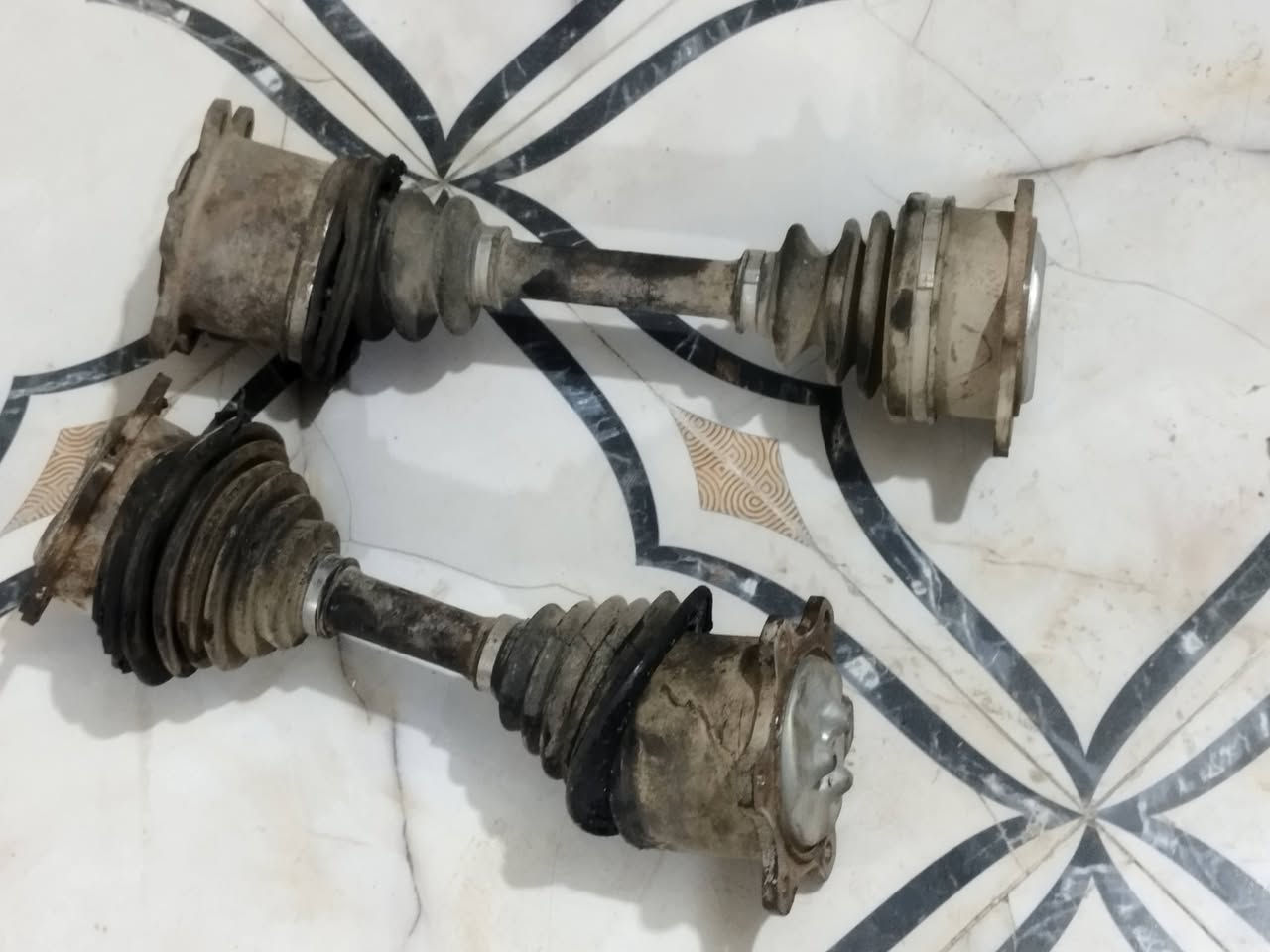 سلام عليكم خوان دراميات وكسن للبيع شرط الشرط ضمان هارتوب أو بطه ثنينهن يصير مال تفصيخ العنوان الدوائيه قضاء الحمزة الشرقي رقمي ***********
