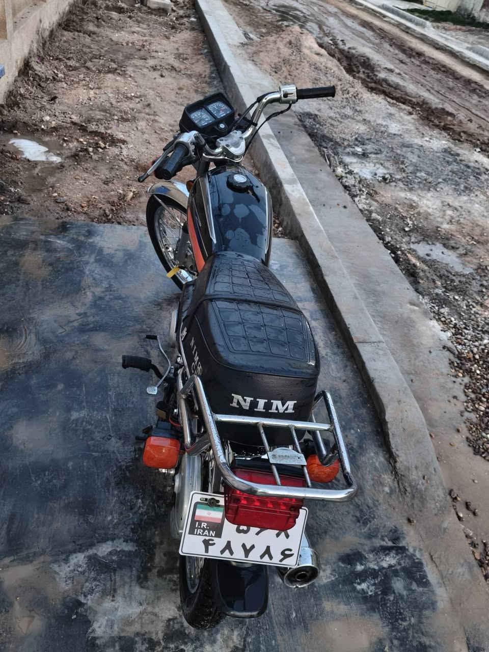 مراوس ويا ماكس او بيع
نامه 25 اوراق سكنر كلشي مامفتوح بيها مكاني
بابا شارع 80 سعر 650 
***********
