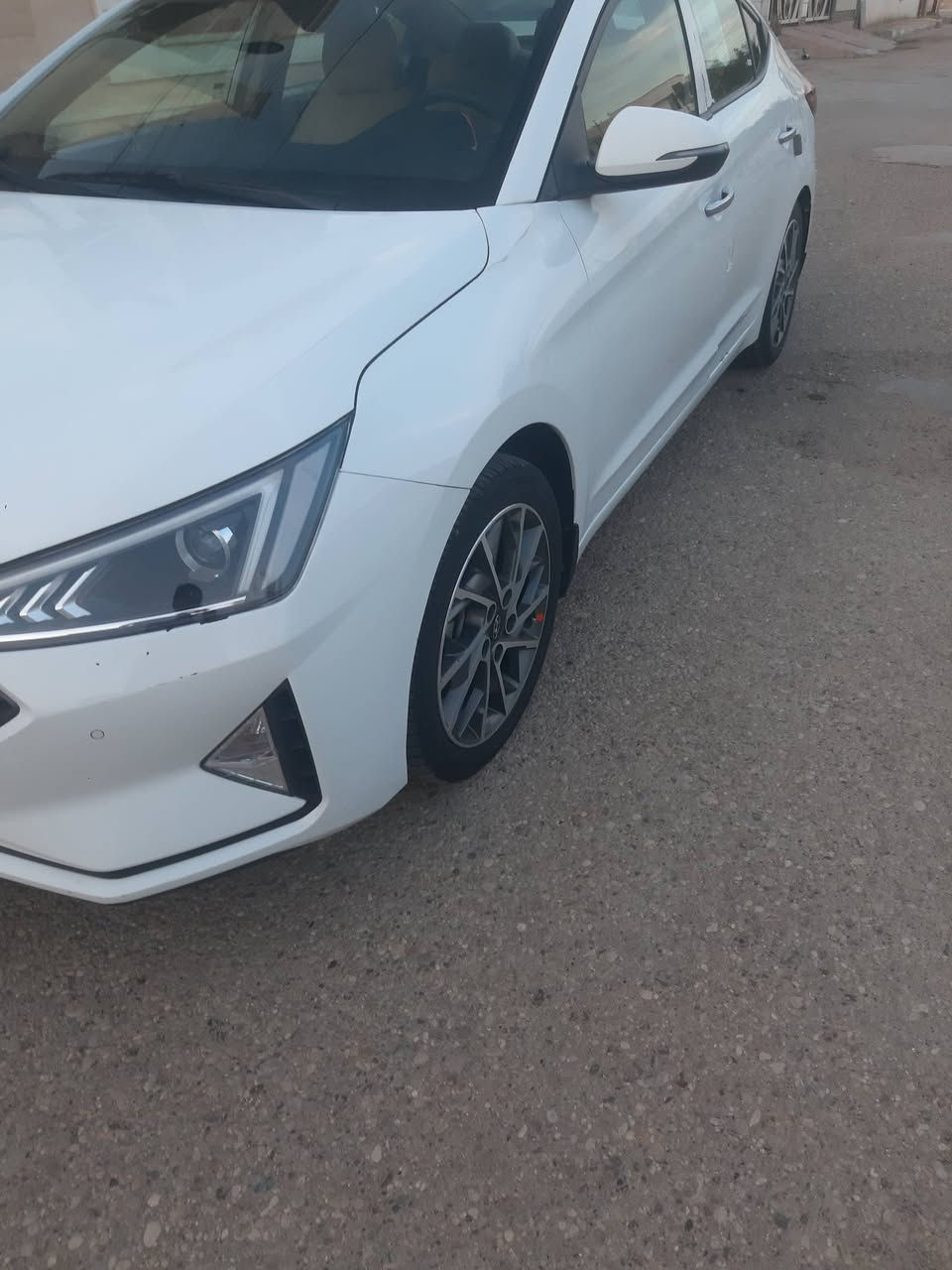 للبيع بالتقسيط وبالنقد النترا موديل ٢٠٢٠ خليجي رقم بغداد مشروع وطني فول مواصفات بصمة بانوراما فتحة تحكم ستيرن مري شفط وترحيب ماشيه ٧٣ الف بالتقسيط يدفع مقدمة والباقي بالشهر حسب الإتفاق وترهم بالنقد وبسعر معقول للإستفسار الاتصال على الأرقام التالية غير متواجد على الفيس   *********** / ***********

