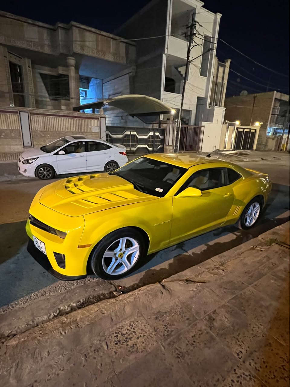 السلام عليكم
كمارو موديل 2010 للبيع محرك 2600 وارد امريكي 
بيها جاملغ ايسر وشويه من الصندوك
سيارة نظيفة كير مكينه مكفول
لون مميز 
حدادية نص عمر 
رقم بغداد الجديد
مسجل البلادي مال كمارو
تحكمات ستيرن جهتين
سماعات Bosten
كير اوتو 
العنوان بغداد اليرموك
السعر 80$ وبيها مجال 
للاستفسار الاتصال  *********** بغداد, العراق
