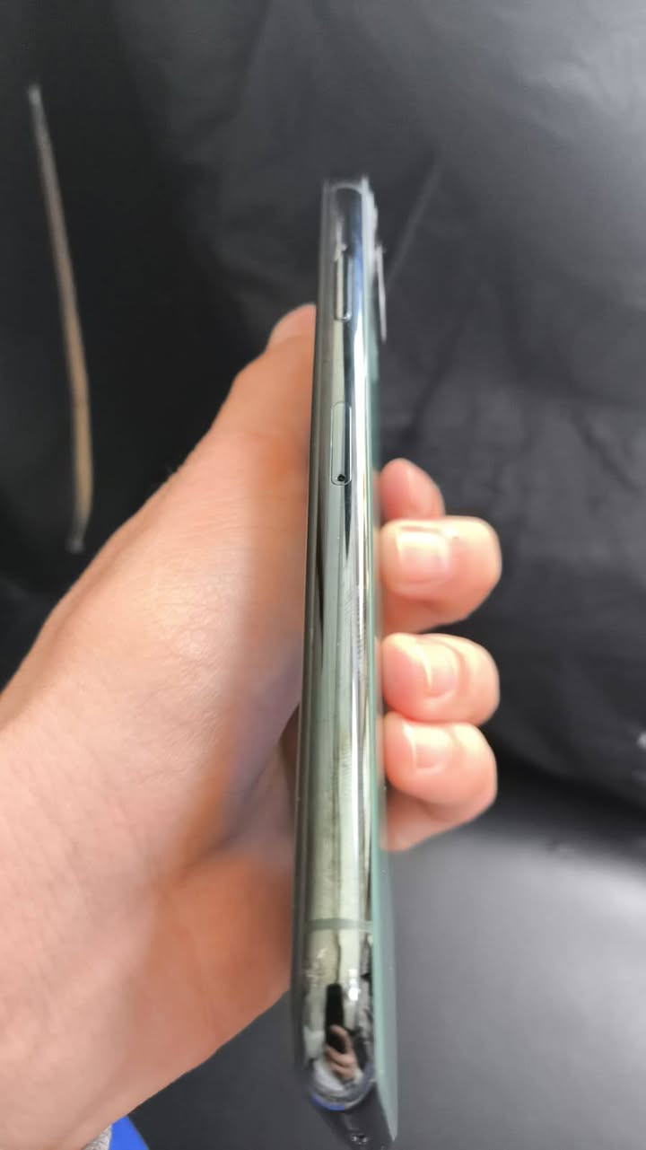 ايفون 11 برو ماكس 256
للبيع هاذا رقمي مكاني بغداد 
***********
