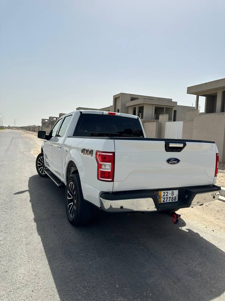 السلام عليكم للبيع فورد اف 150 خليجي موديل 2019 محرك 8 رقم اربيل بأسمي جاهز للتحويل سلندر  جديده بمعنى الكلمة ماشيه 41 ميل الف فقط بانوراما كشنات كهرباء داخل بيج شاشه كاميرا وجاهزه للاخير شرط الفحص بيها طرف بنيد وشوي بالچاملغ بدون اي دواخل طخه بسيطة جدا والسونار موجود للتواصل ***********6 البصرة, العراق
