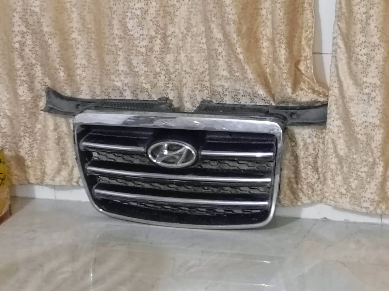 تخم بك لايت حاويه وشباك ستاركس 2007 حاويه جدد سعرهن كلهن 100 ألف مكاني قضاء الطارميه
رقم الهاتف ***********   ‏‪***********‬‏
