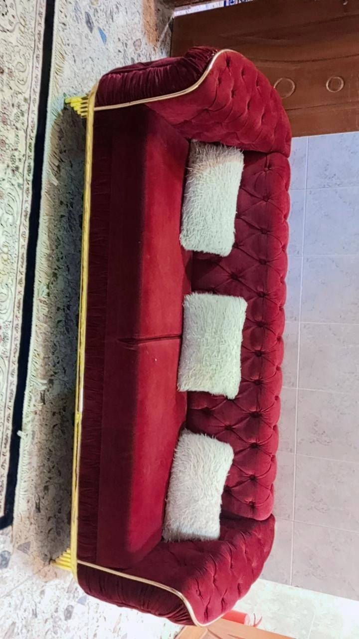 سلام عليكم..
تخم للبيع مستعمل شي قليل. ست مقاعد..  السعر 650وبي مجال قليل 
تفاصيل مراسلة واتساب.. 
***********
