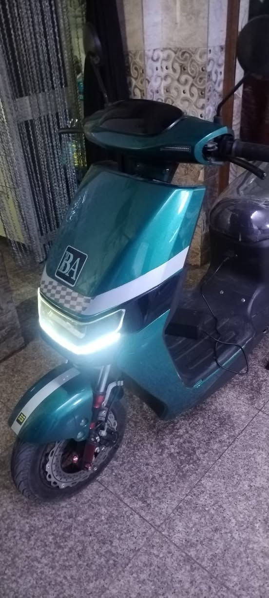 دراجه شحن 6باتري 1500واط الملف السرعه99المسافه 50كيلو تمشي مكفوله من كلشي نظيفه كلش تجي وشوف بعينك السعر 500 واتساب ***********
