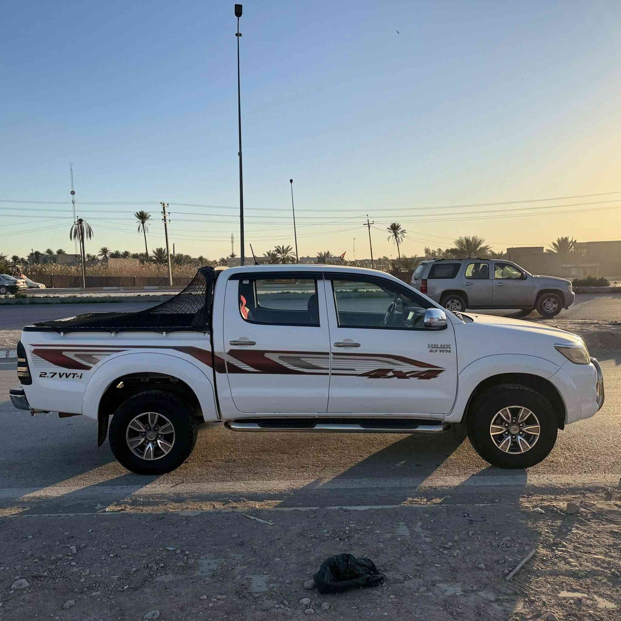 السلام عليكم
بيكب 2012 فور ويل 
كير عادي 
مكفولة من الصبغ والتبديل 
رقم سليمانية تحويل مباشر 
محرك كير اكسل كفالة 
تخم تاير حدادية جدد 
السعر ٢٠٠ $ وبيهة مجال 
مكان السيارة ديالى الخالص 

***********
