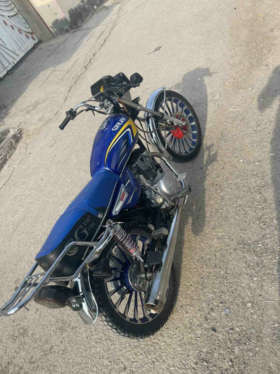 سلام عليكم دراجه البيع سونك موديل 24شكل 25مكفول أوراق كامله السعر 675 وبي مجال  الرقم. ***********
....
