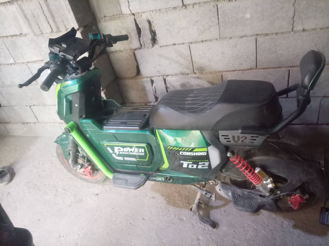 سلام عليكم دراجه للبيع توتو مديل2025 مستخدمه شهرين هاذه رقمي***********
