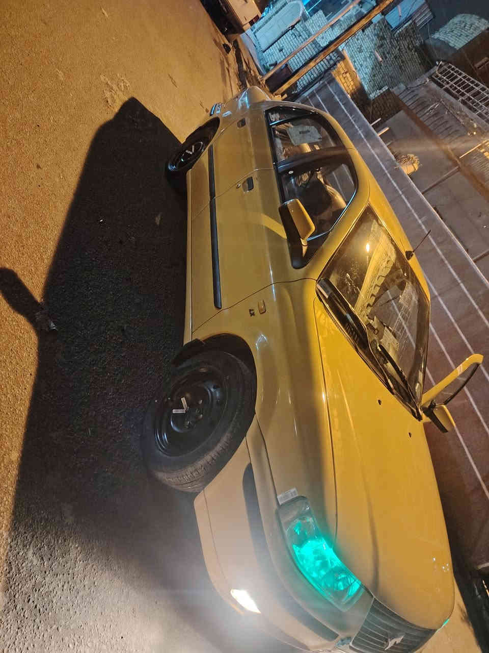 السلام عليكم ورحمة الله وبركاته سمند موديل ٢٠١٧ سيارة جديدة دوشمه جديدة سيارة جاهزه من كلشي كير ومحرك وحداديه كامله تغم تاير تدفئه تبريد مكان السياره بغداد ابو دشير السعر ٦٥ وبيها مجال رقم الموبايل *********** للعلم   مصفره هيئه وغرامات
