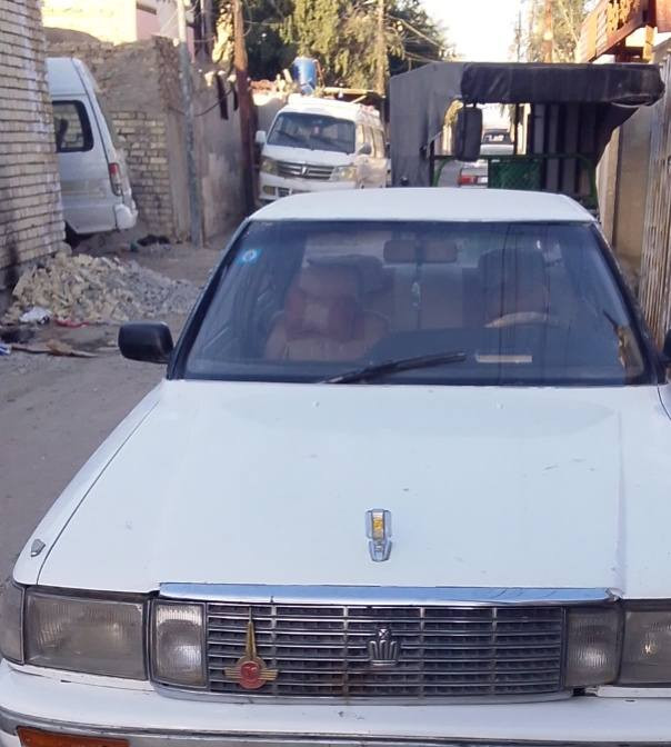 هارتوب موديل 91رقم انبار الماني هزه جديده  سياره مكفوله من كص نقل من كل عيب شرعي غرفتهانضيفه سياره بلاديه كير ومحرك سانويه 30   2500ديلكو مكفولات صدرها مقبول تخم تاير نضيف  السياره مكانها بغداد  عارصها 40 رقمي ***********
