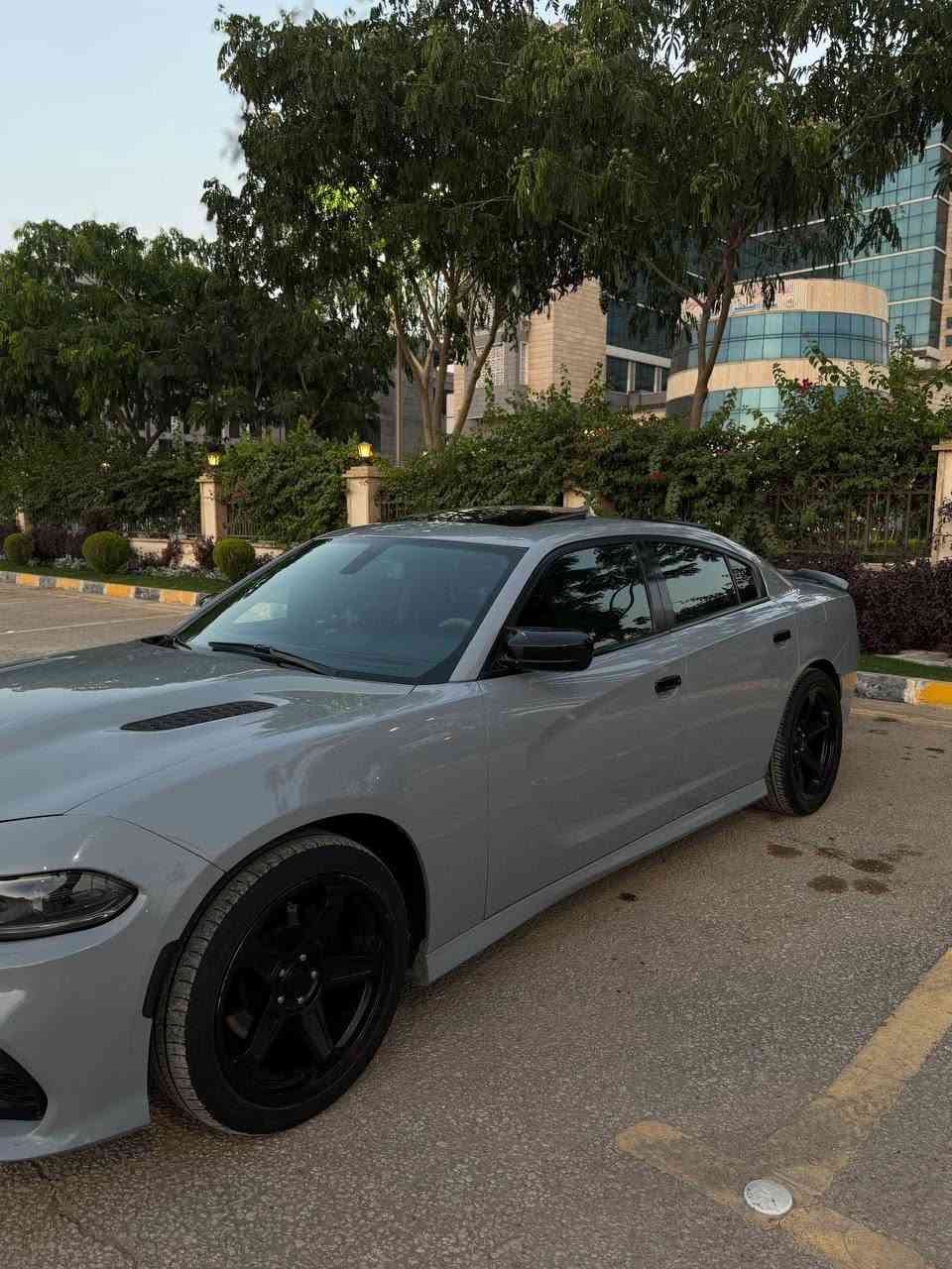 جارجر 2021 اصل GT plus سوبر تراك باك
سته سلندر اللون سموك للبيع 

رقم بغداد الجديد بأسمي تحويل ثاني يوم

ماشيه54 الف ميل 

كشنات حضن و تدفئه تبريد كهرباء شاشه كبيره نظام سوبر تراك باك وسبورت كامره خلفيه ورادار جانبي وهواي مواصفات 

شادله ويل نجمه الشكل الجديد ولحيه ودفيوزر والداخل كاربون فايبر كامل واضافات بعد كدامكم

حادثها جاملغ وبنيد 

البنيد مبدل تحديث هلكات مع الدعاميه الاماميه 

الجاملغ معمر نفسه  

والفحص موجود

للاستفسار الاتصال بالرقم 

المكان كربلاء حي العباس السعر 240 وبيها مجال بسيط***********
