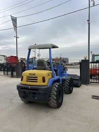 موديل ٢٠١٣ • حجم ٤٠ • دخول جديد