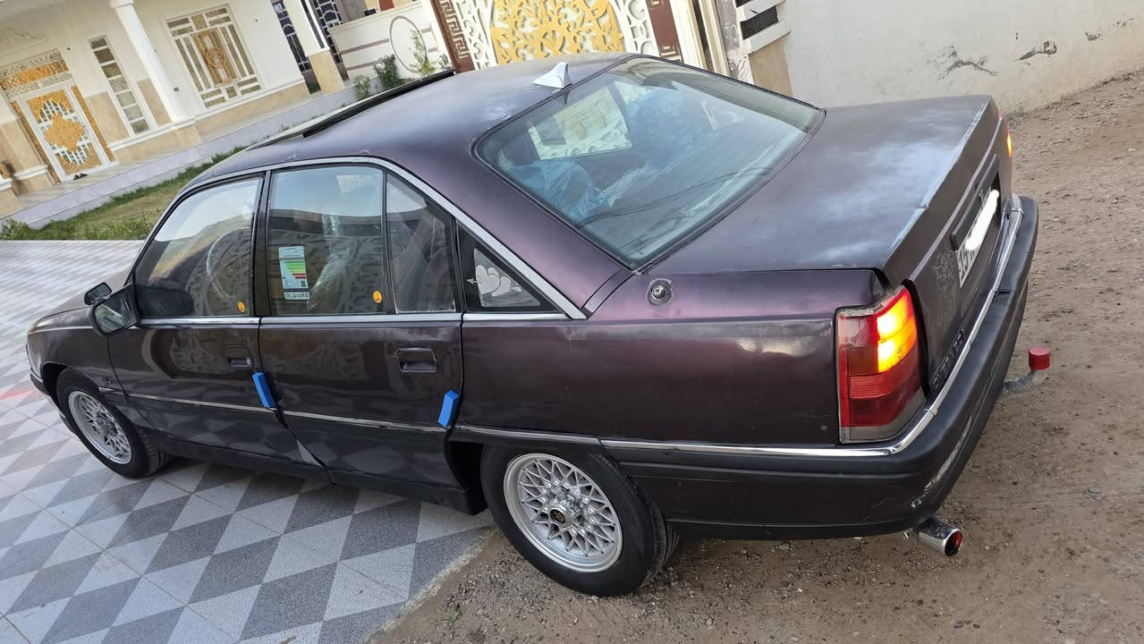 يالله اوبل #اوميكا للبيع موديل 91 محرك 2000 بلادي #السعر38  سنويه لحد 30 داخله هزه جديده اخوان السياره #بلاديه بدون #صبغ بدون #معجون بدون #ضربه #وخويس #مامعمره شرط على #وضع #الشركه تخم تاير جديد #كهربائيات شغاله فتحه سقف شغاله مسجل شغال ترايك 180 مكاني رمادي #للاستفسار ***********
