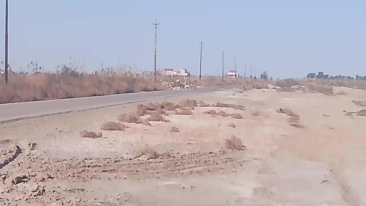 السلام عليكم 
نص دونم للبيع 1250 متر قرب شيخ حربي ومجزرة بغداد التفاصيل بالمقطع 
استفسار ***********
