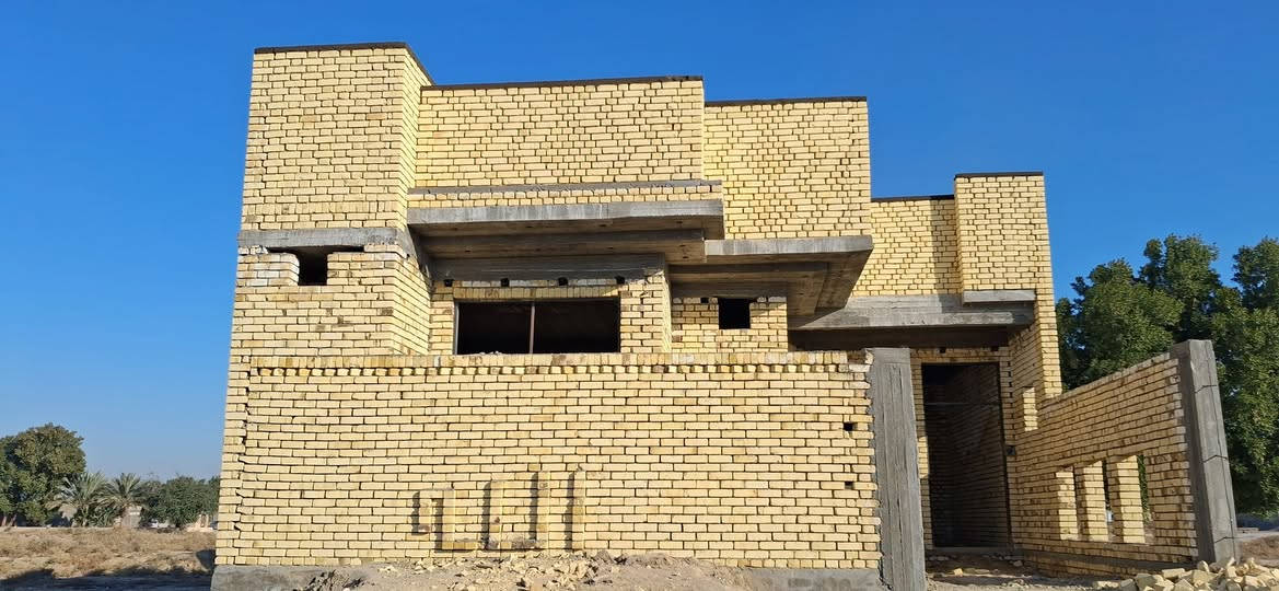 اللهم صل على محمد وال محمد
جزء من عملي داخل الناصريه بناء طابوك فقط
متفرغ حاليا شغل مقطوعه او ع الدبل ***********
