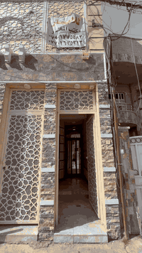 للأيجار شقه طابق ارضي المساحه 100م في منطقه حي الجامعه للاستفسار 07901...