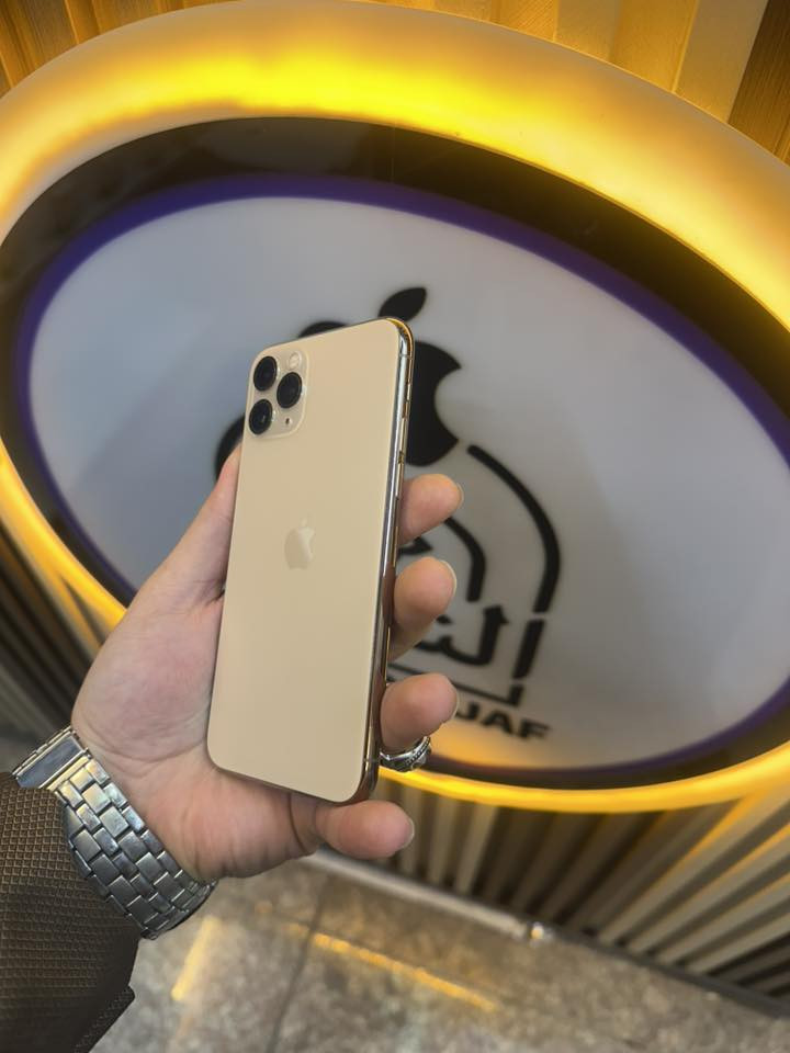 ١١ برو ماكس ٢٥٦ ب ٢٣٠ مكاني النجف ***********
