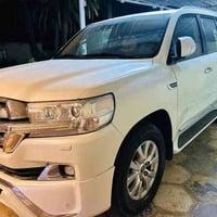 بسم الله ماشاء الله  للبيع او مراوس بلكزز اسود 2016   لاندگروز 2017 كف...