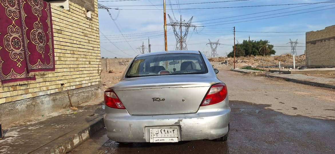 يا الله ريو 2002 سياره جاهزه
رقم بغداد تحويل مباشر
سنويه ٢٠٢٧
مصبوغه حزام جماليه
سياره خير من الله
تخم تاير جديد
حداديه جديده 
سعر ٢٨ ورقه 
العنوان بغداد شهداء المعلمين 
تلفون***********  مراوس بصفره عادي

