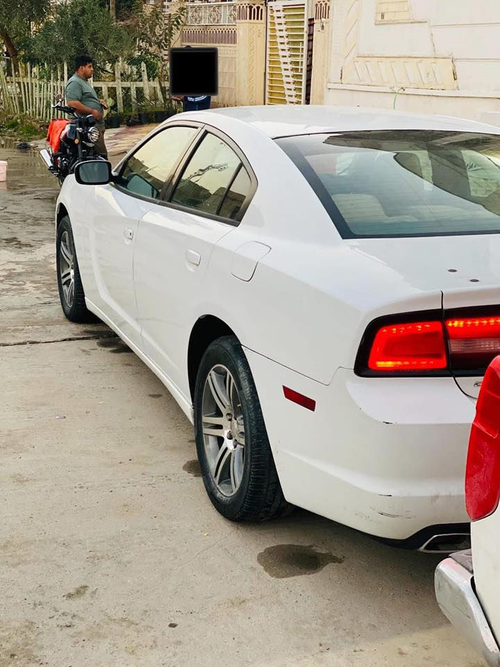 سلام عليكم جارجر للبيع 2014 رقم بغداد تحويل سياره حادثه جاملغ وباب المامي فقط سياره جديده كلش 
ويل 18 خليجي دواخل بيجي لايت زنون سياره جاهزه للاخير 
مال جناي سياره مكاني ذي قار سعرا 153 وشراي انتصل 
***********
