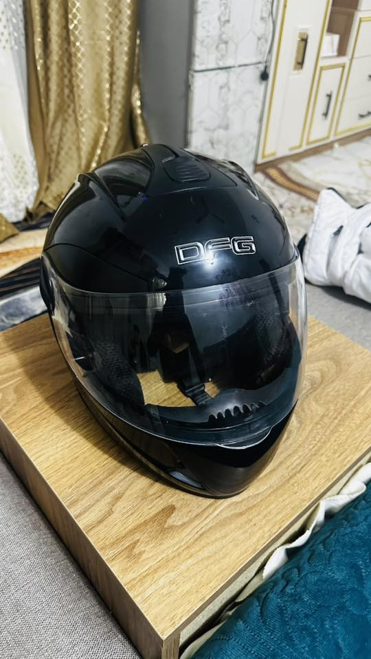 شباب خوذه ستعمال يومين ب٢٥ وبيها مجال***********
