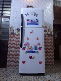 ثلاجه ٢٢ قدم • نظيفه جدا • توصيل