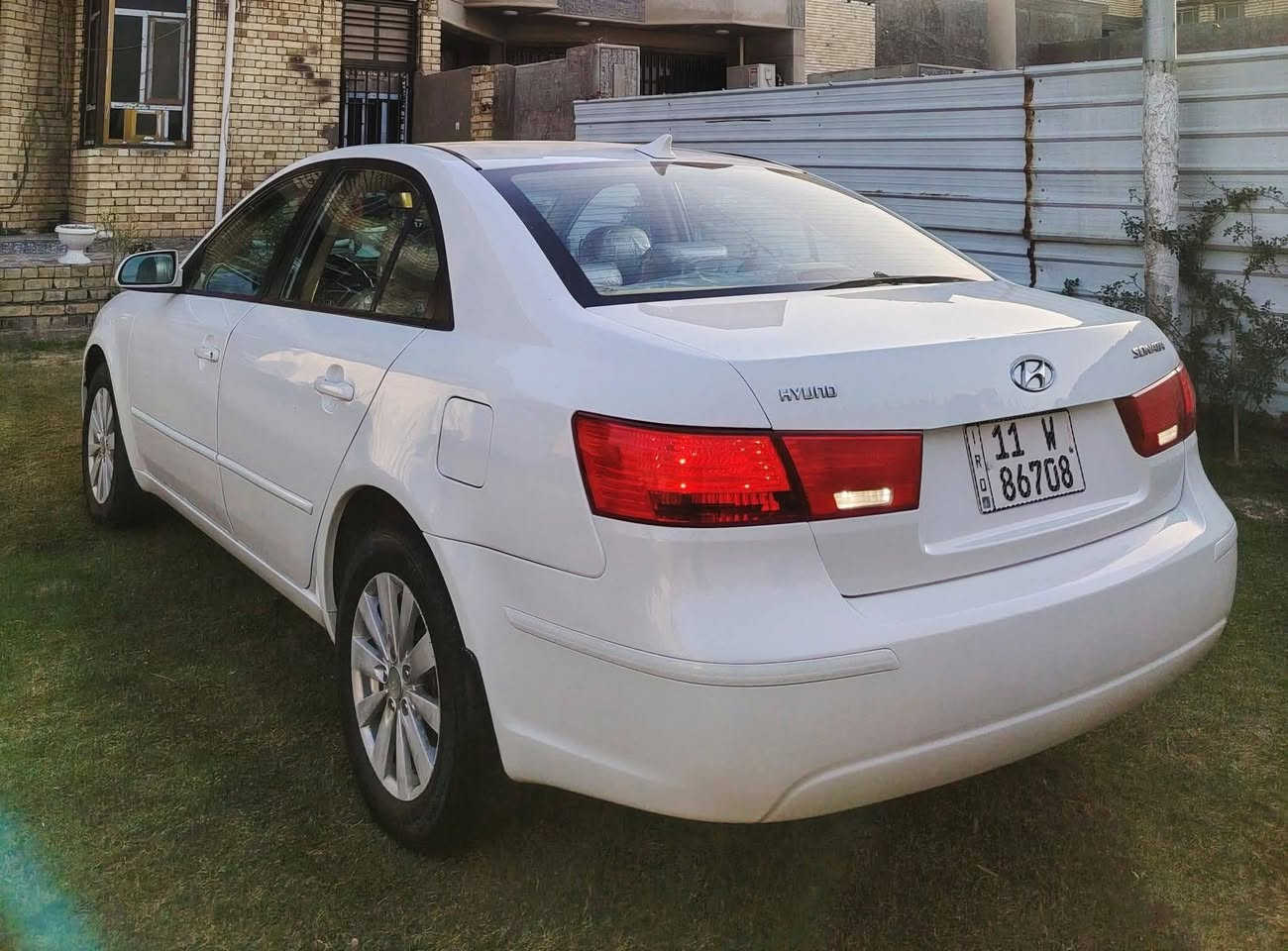 هونداي سوناتا
موديل 2009، محرك 2400
رقم بغداد الانكليزي وارد امريكي، كلين، بأسمي، صبغ عام اثر جراد (للجمالية)
السيارة ليبل واحد
تخم تاير، تبريد ثلج وتدفئه ممتازة وكير ومحرك وصدر أمامي وخلفي كله ممتاز السيارة خير من الله ((واحلى من الصور جدا)) على ادينه (جديدة)
مواصفات السيارة
سويج ريمونت ، لايت بلوجكتور زنون، ويل كب 5 
اواكس، تحكمات، مثبت سرعة، نظام Eco
سعر 108
للاتصال *********** واتساب.
