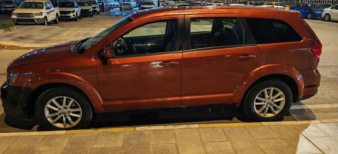 جورني 2013  السياره 7 راكب 6 سلندر 
متچيه وقماره متأذيه تعمرت تعمير مو مضبوط
گير ومكينه مكفولات سنويه لل 2027 
مسؤول عن الغرامات والتحويل 
السعر 65 ورقه مكاني ناصريه مركز


**إذا كنت صاحب هذا الإعلان وتريد حذفه لأي سبب، رجاءا أرسل رسالة إلى الدعم الفني**