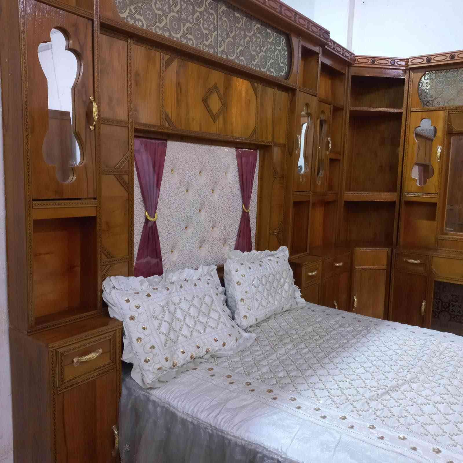 عرض خاص لفتره محدوده 😍

غرفة نوم صاج ❣️ درجة اولى 

الخشب ثقيل الواجهة  5 ملم 

 ضهر الكنتور  5 ملم 

(تتكون الغرفه من 8 قطعه )

السعر (مليون و350)

( ارتفاع الكنتور مترين و 55 ) 

ملاحضه: يتوفر جميع الموديلات 

يتوفر بيع  بالاقساط. 

العنوان الرمادي 5كيلو 

للاستفسار مراسله الصفحه او اتصل

*********** الرمادي, الأنبار
