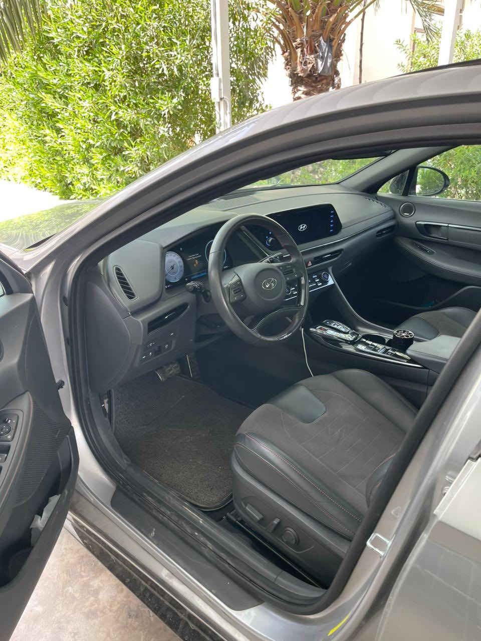 سلام عليكم
سوناتا N Line 2022
المحرك 2.5 تيربو DCT دبل كلج صاروخ 🚀 
حادث السياره مثل الموضح بالصور وصارلها حادث بالعراق جاملغ سكن وبنيد السياره بدون دواخل بدون ايرباك وبيها اماكن بارد 
شاد ويلات سبورتاج وموجوده ويلاتها لبلاديه
ماشيه 73 الف 
مواصفاتها Sel plus غنيه عن التعريف كشنات تدفئه شاموه وجلد اناره داخليه كامره خلفيه شاشه كبيره وباقي المواصفات معروفه 
رقم اربيل تحويل شوكت متريد 
السعر 175 ورقه وبيها مجال 
للاستفسار اكثر خاص او ***********
