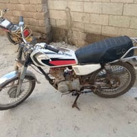 للبيع • سنغافورة