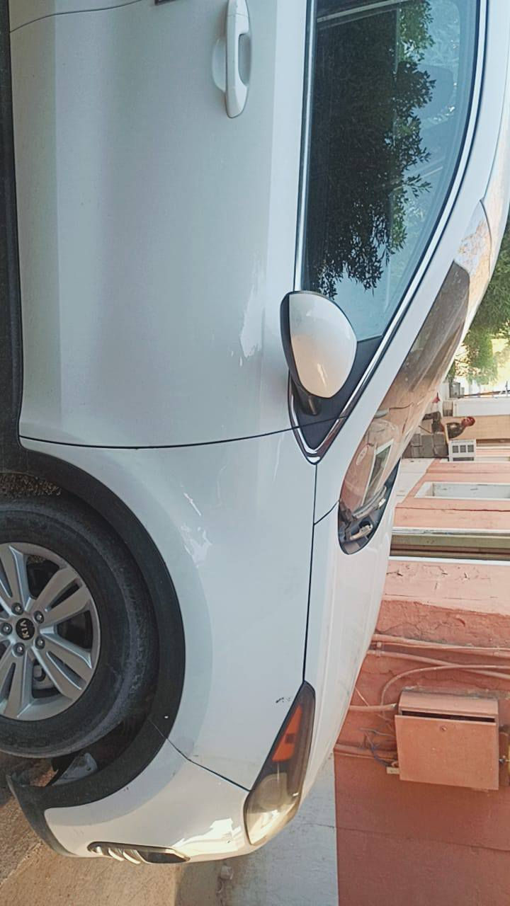 سلام عليكم سياره سبورتج موديل 2018 مبدل بس دعاميه السياره نضيفه ماشيه فقط 71 الف ومن الدوام للبيت ما طالعه هواي السعر 165 للاستفسار ***********
