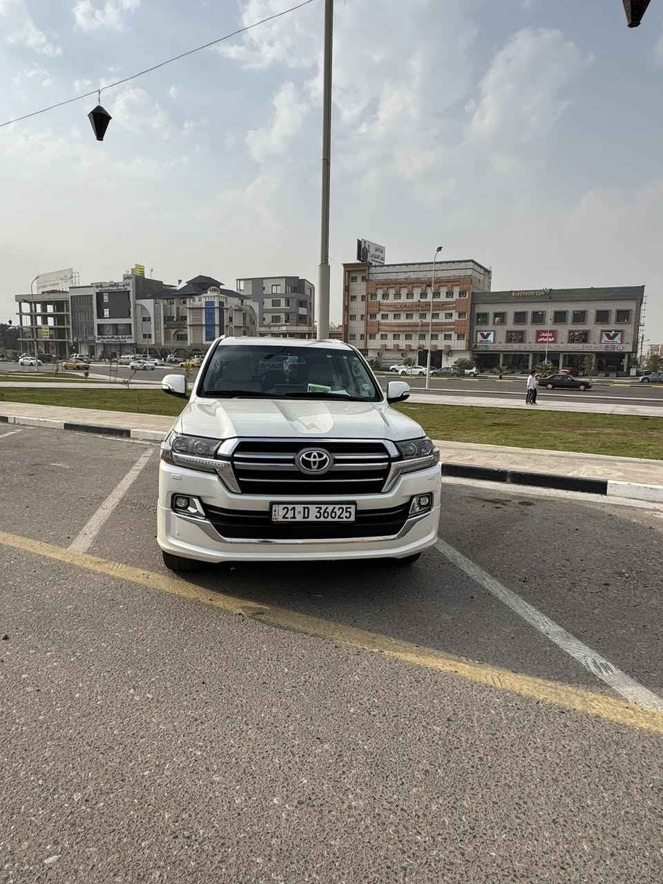 لاند كروز 19 كراند تورنك رقم شمالي تحويل  كفاله ضربه صبغ كير محرك شرط وكاله عده بارد شوي مكاني بصره مشراق جديد سعر 495 بيها مجال  ***********
