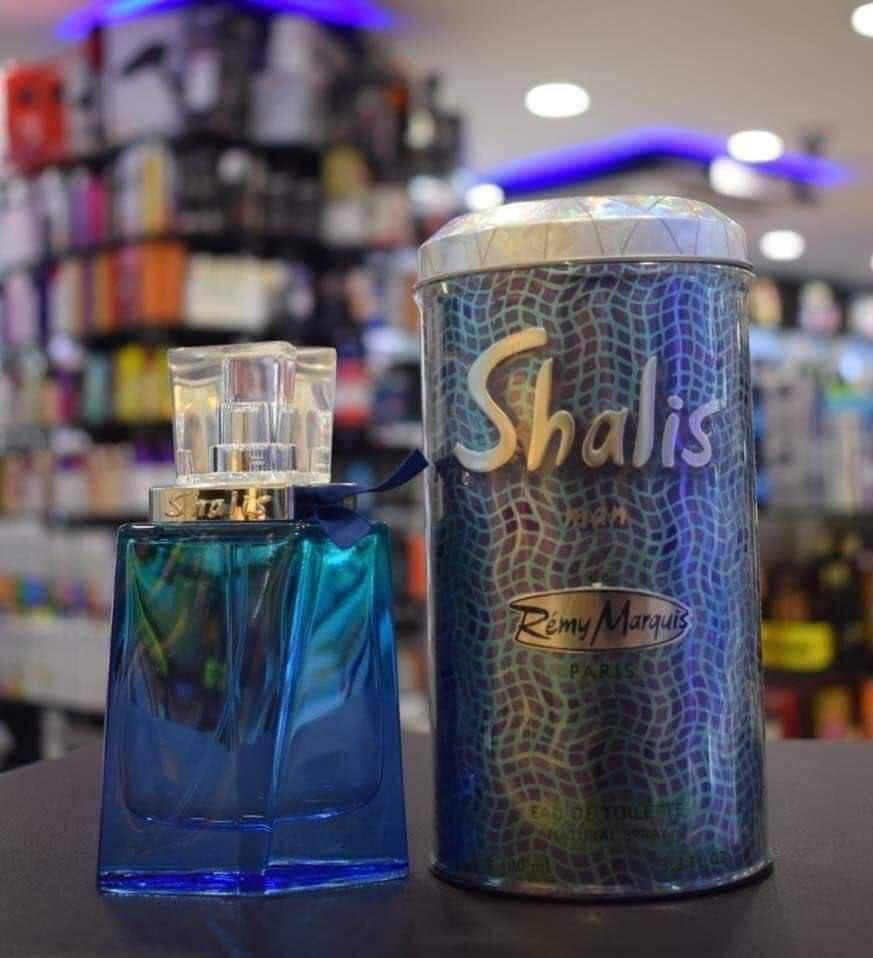 😍 عطر شاليز الرجالي #الاصلي😍💯 

 يمتاز عطر شاليز  ماركيز برائحته الذكورية المنعشة التي تدوم طويلا 👍✅

افتتاحية العطر تحمل طابع فاكهي حامضي قوامه الفواكه مثل التفاح واليوسفي والجريب فروت 🍏
قلب العطر من الريحان واللافندر
أما قاعدته فتتكون من طحالب البلوط وجوزة الطيب وأخشاب الصندل 💕🤤


**إذا كنت صاحب هذا الإعلان وتريد حذفه لأي سبب، رجاءا أرسل رسالة إلى الدعم الفني**