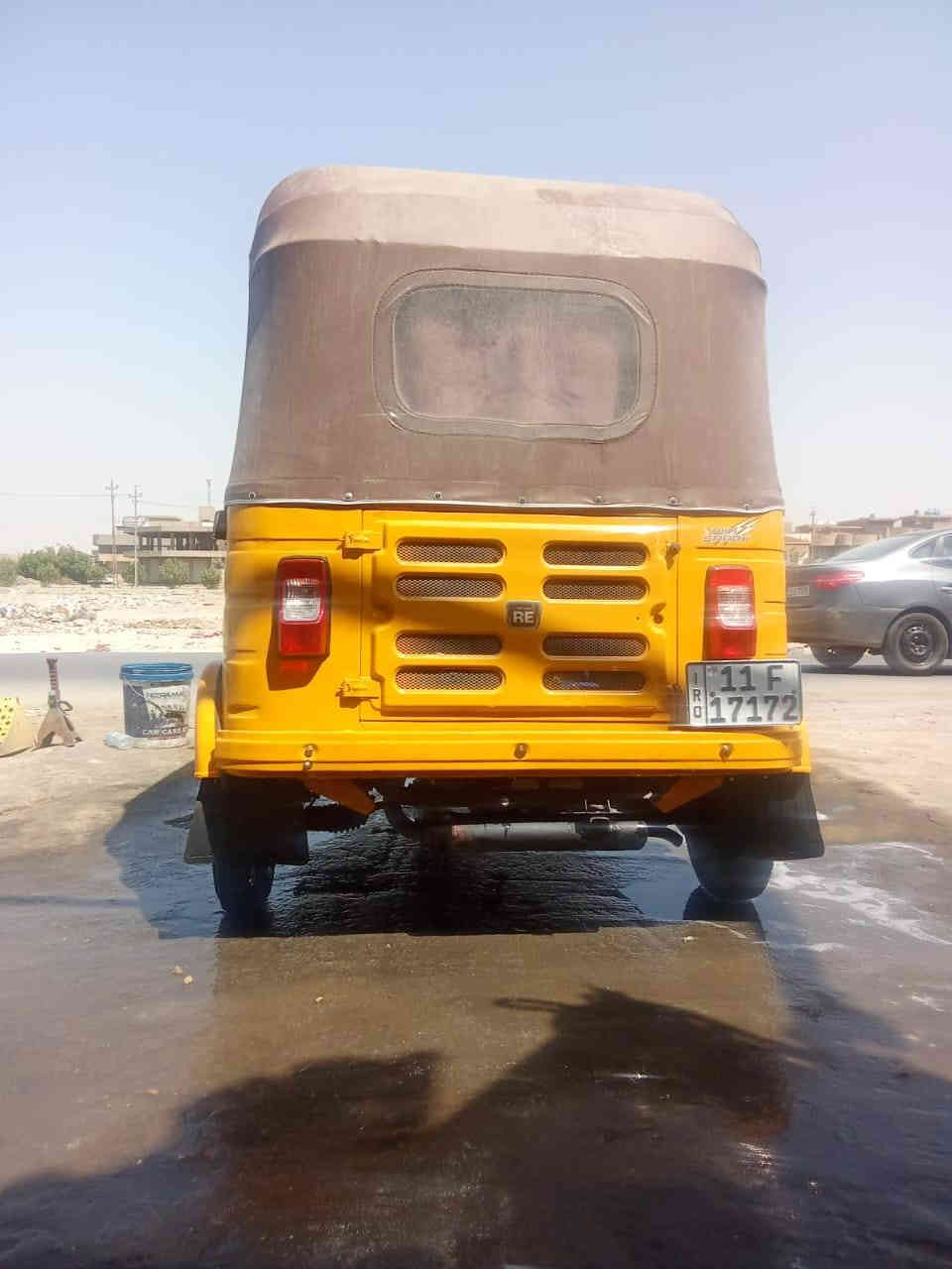 السلام عليكم شباب تكتك للبيع اصفر لون الفين 19 معمره بس دوس مجفت تجفيت شركه بوشه وبستم بس السعر ٦ ملاين المكان البلديات هاذ رقمي ***********
