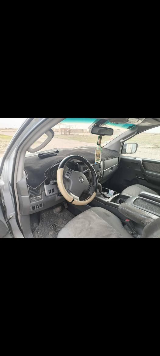 السلام عليكم نرمادا كفاله عامه من صبغ ومن ضربه 2007 سنويه ل 31 مكينه ثمانيه سلندر  مكان السياره كربلاء طويريج وين ما كان اطلع تراي  السعر ب 70 وبيها مجال ***********
