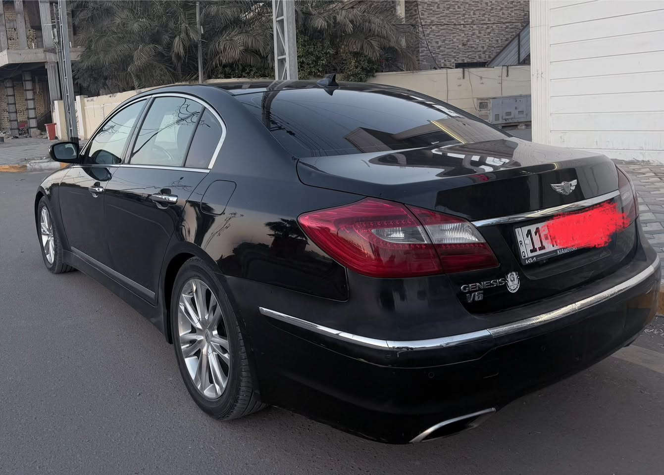 سلام عليكم 
جنسز موديل 2014 رقم بغداد بأسمي ماشيه ١٧٥ ألف  محرك ٣٨٠٠ سياره بيها بارد قليل جداً  بين باب السايق وجاملغ الامامي وبنيد مفتوح لأجل تطبيك  بدون حادث فقط كير محرك كفاله تخم تأير سياره كلها شغاله ما بيها أي خلل فول مواصفات فتحه كشنات تدفئه تبريد تحكم امامي خلفي تبريد 3 قطع نظام ترحيب منظومه زنون بيع فقط 

مكانه ميسان المركز رقم ***********
