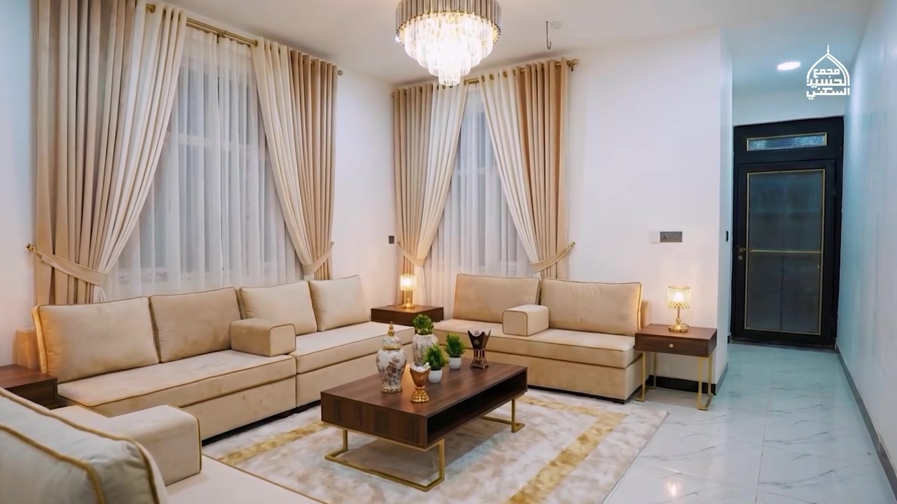 “كل تفصيلة مصممة لراحتك ✨

من توزيع المساحات الذك إلى التشطيبات العصرية اللي تعكس الذوق العالي

غرف واسعة، إنارة طبيعية، ومطبخ عملي يلبي كل احتياجاتك

هنا تبدأ حياتك بشكل مختلف … داخل بيت يليق بيك 🏡

احجز وحدتك السكنية الآن : 
*********** - ***********

