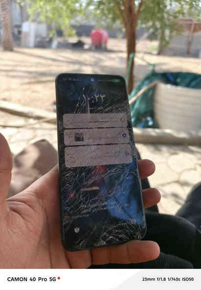 السلام عليكم 
جهاز  بوكو أم 5 للبيع 
الجهاز نضيف أو ما مفتوح أبد 
أخذته قبل شهر ونص مستخدم 200 
أطاح مني طيحه قويه ونكسرت بس البلازمه
الشاشة تلمس ما بيه شي تأخذه تبدل بلازمه شاشه تخلي هيج يمك بعد سعره إب 70قفل أو تريد مراوس أي شي عادي  
وهذه رقمي *********** مكان كربلاء الحر
