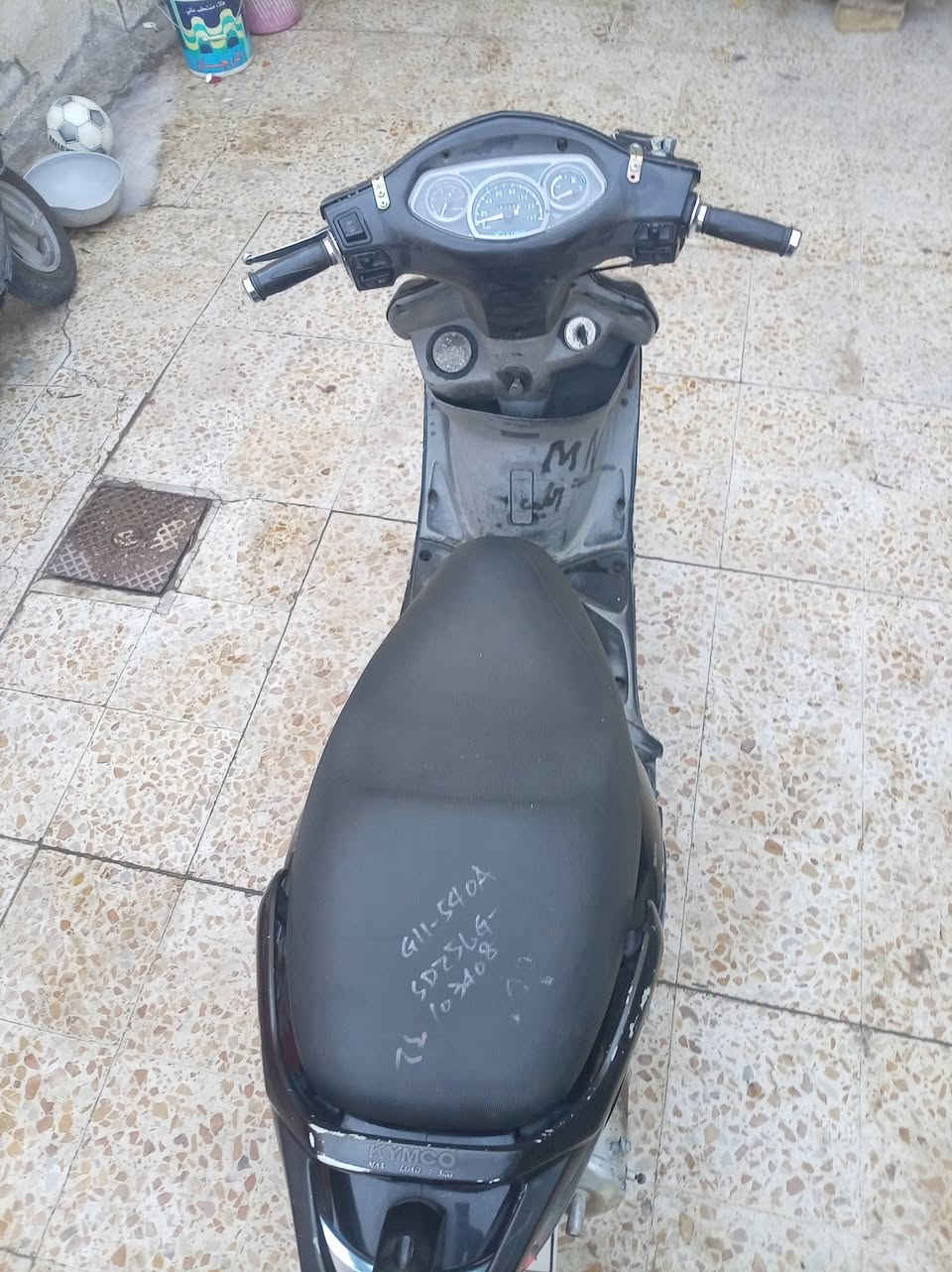 سلام عليكم البيع او مراوس كامكو g4
دراجه شغاله ما مفتوحه
كهربايات شغاله اشاره دشبول عالي ناصي بكلايت
دراجه حاويه كل نقص ما بيه
اروس ربعه كير دايون حسب قناعه 
مكان نجف حي ميسان
السعر 575 الف وبيه مجال حك جيه
مايعرف بيهن بروح موتاه اله يكسر بيه
رقم  *********** وتساب
خاص مازنحر مفتوح
