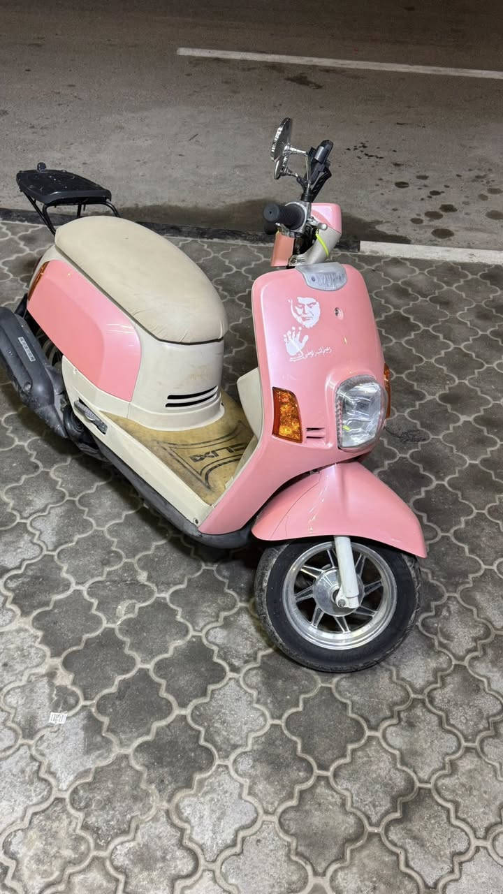 السلام عليكم ماكس بوليسي استخدام قليل نضيفه ختم واحد ويه المحرك كابريتر داخل كريمي نضيف مكاني الحيانيه شارع 60 رقم الموبايل ***********
