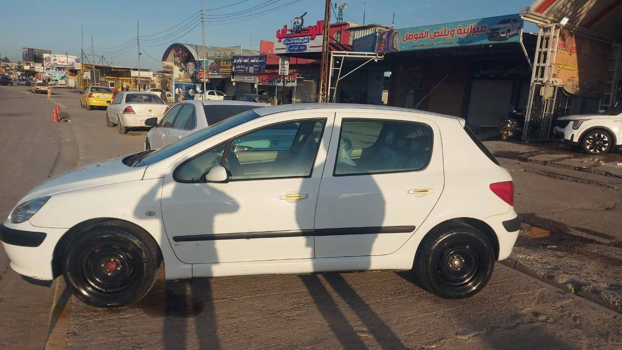 السلام عليكم
بيجو ٣٠٧
🛑موديل ٢٠٠٥
🛑محرك شرط
🛑كير شرط 
🛑طخم مابي شي 
🛑صبغ انطيك عام 
🛑تبريد تدفئه كير توماتيك 
🛑صاحبها موجود تحويل مباشر 
🛑رقم بغداد 
🛑مكاني الموصل 
🛑سعرها ٤٦ بيها مجال بسيط

،🛑استفسار مراجعه مكتب تاج حي المثنى قرب مستشفى صحة المراءه ☎️***********
